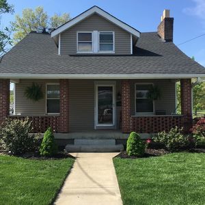 Meet your Posher, Clyde